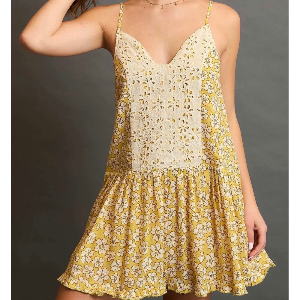 NWT Umgee USA Womens Yellow Floral Eyelet Lace Mini Dress Boho Sun Dress Medium
